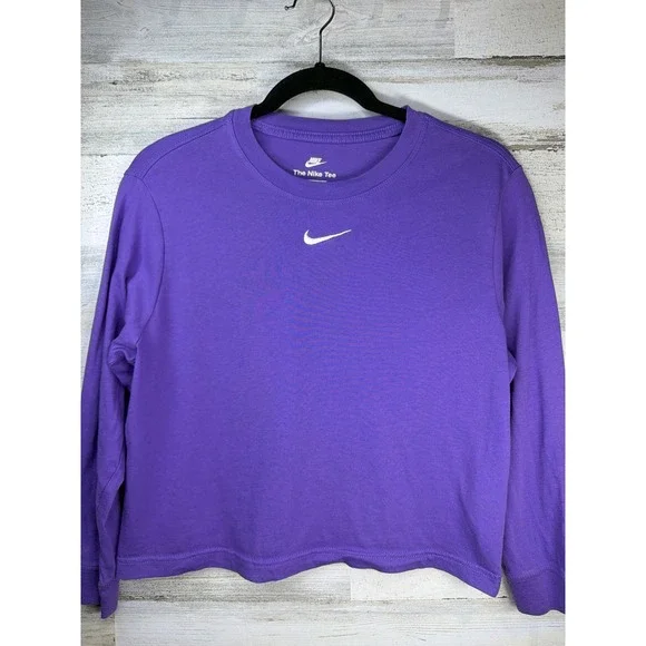 Nike Long Sleeve Tee Women Medium Purple Swoosh Loose Fit Athleisure EUC