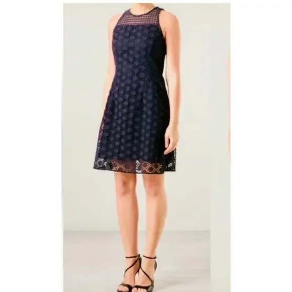 Tory Burch Hallie Embrodered Lace Honrycomb Eyelet A-Line Broderie Anglaise Sz 6