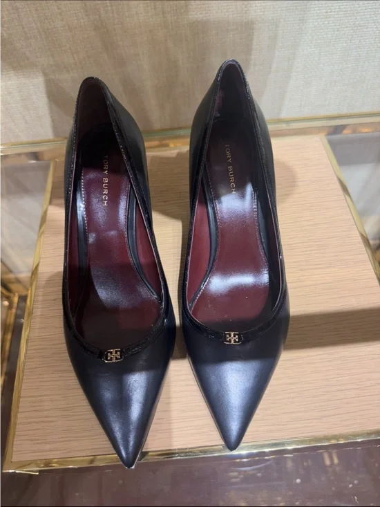 Tory Burch Chelsea Leather Pump