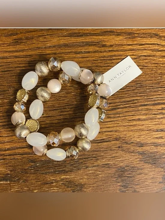 Ann Taylor Beaded Stretch Bracelet Stack Set Gold Cream Champagne NWT