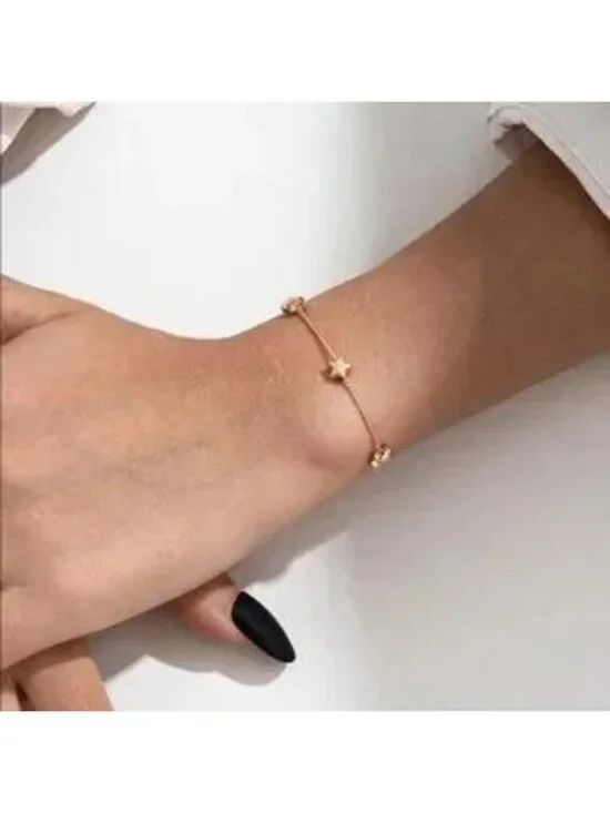 Gold Star Charm Bracelet