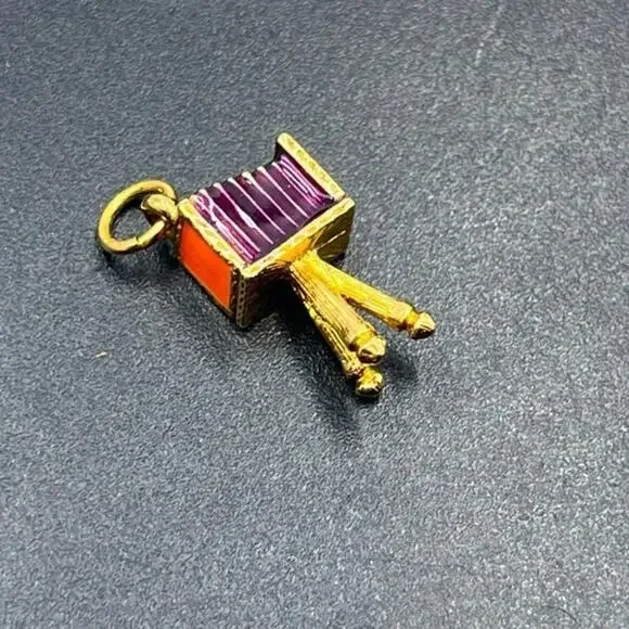 Joan Rivers Vintage‎ Tripod Movie Video Camera Collectible Charm
