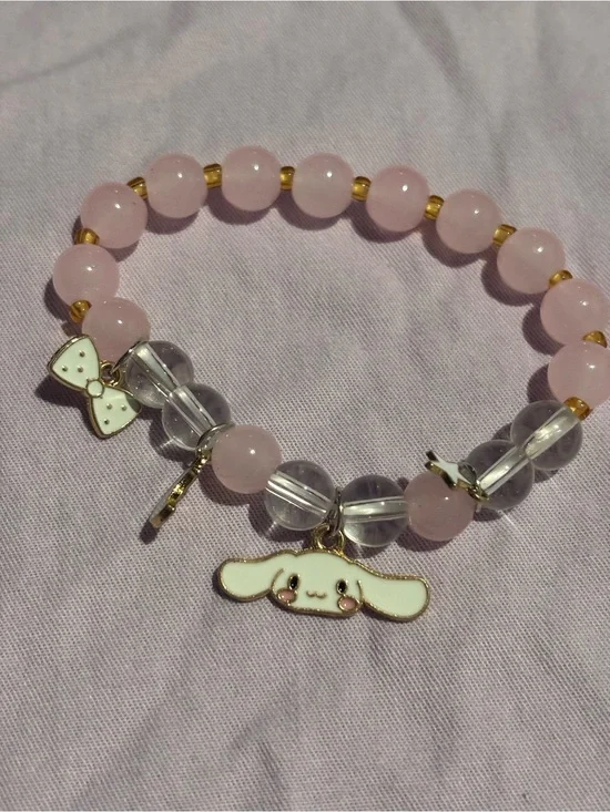 Cute Pink Beaded Charm Bracelet with Cinnamonroll Pendant