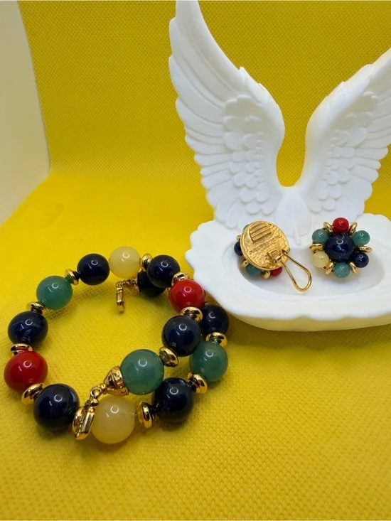Vintage Liz Claiborne Set beaded multi color Bracelet with Matching Clip-On