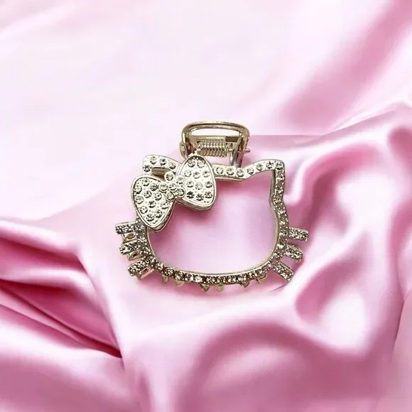 🤯5/$25🤯 Hello Kitty Clear Rhinestone Silver Tone Hair Clip