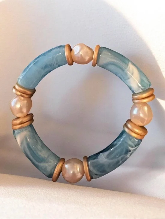 Plunder Multicolor Beaded Stretch Bracelet with Blue & Pearl Beads