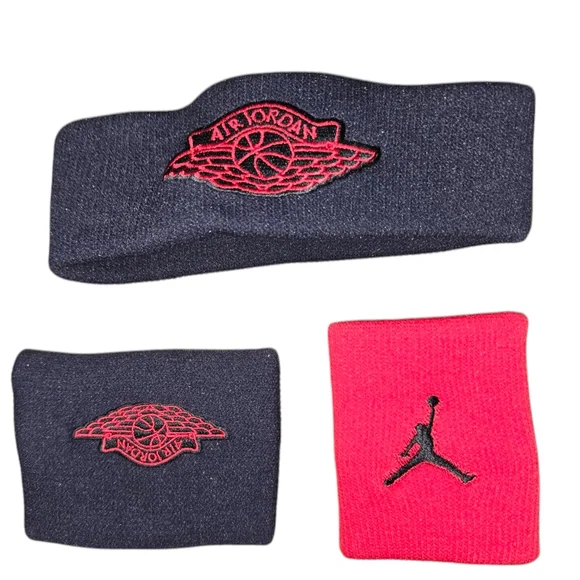 Jordan Kids‎ Black and Red Wristbands
