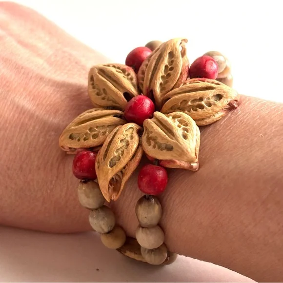Vintage Natural Tropical‎ Seed Bead Flower Cuff Bracelet - Small