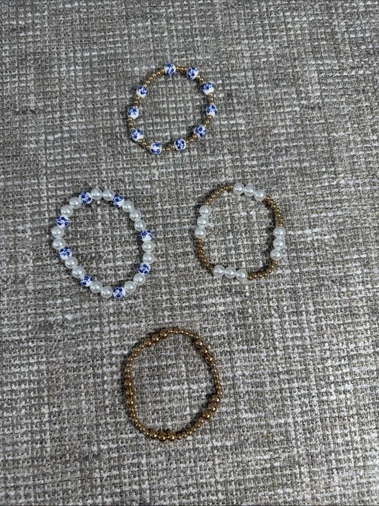 Beaded Stretch Bracelet Set - Gold, White, Blue flowers