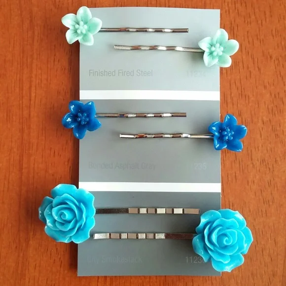 HAIR PINS