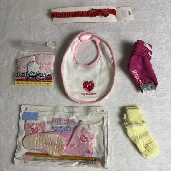 Baby Girl Lot Accessories Headband Bib Socks OshKosh Children’s Place New Vtg