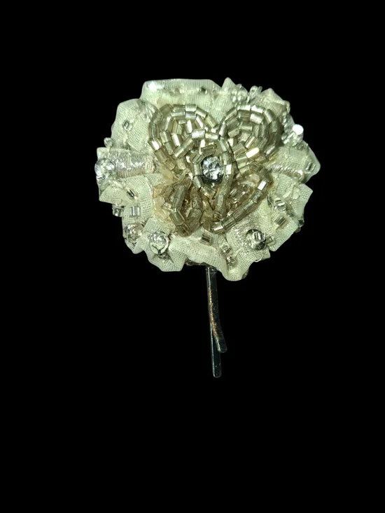 Beaded Flower Hairpin in Champagne Gold