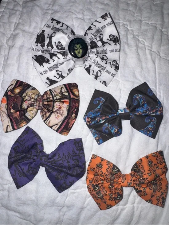 Disney Haunted Mansion set