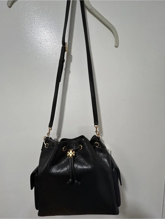 NWT Tory Burch Charlie Quilted Leather Drawstring Bag - Small Size