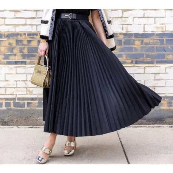 Tory Burch Navy Pleated Midi Skirt Women’s Size 4