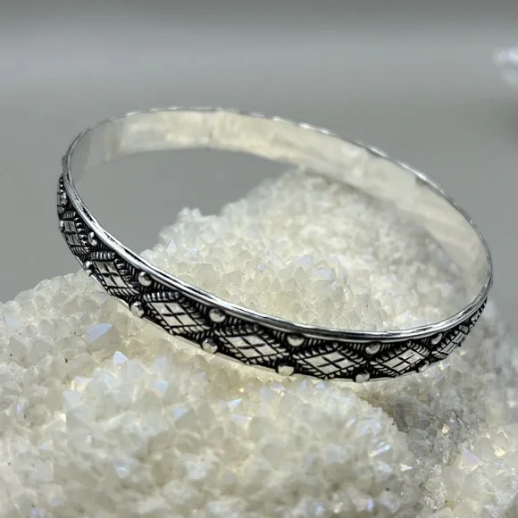 Elegant Silver Sterling Bangle Bracelet