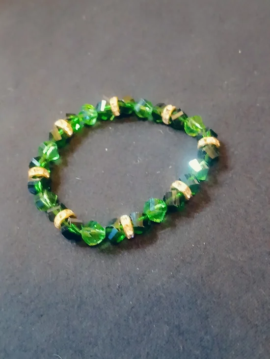 Green Crystal Bead Stretch Bracelet with Gold Accents