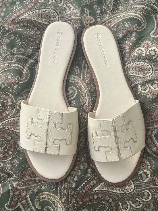 Tory Burch Never Worn New Ivory Slide sandal Size 9 1/2 with dust bag