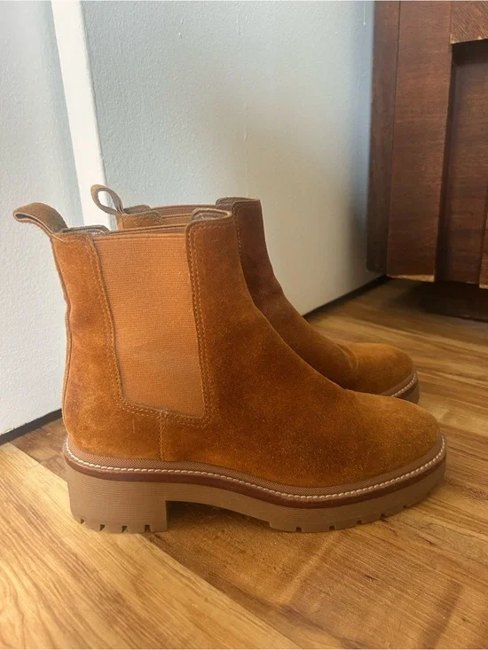 Tory Burch Suede Chelsea Boots