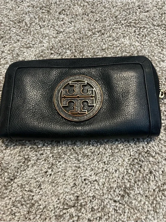 Vintage Tory Burch Black Leather Zip-Around Wallet with Gold Logo