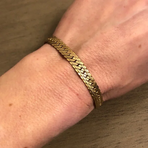 Vintage Gold Tone Bracelet