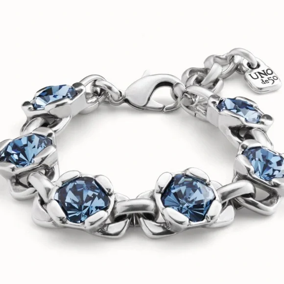 Uno de 50 Link chain bracelet with blue crystals