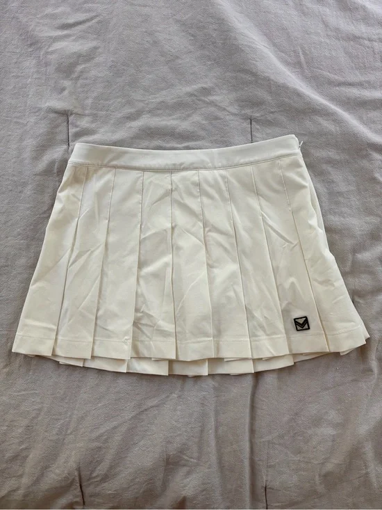 Tori Burch white tennis skirt