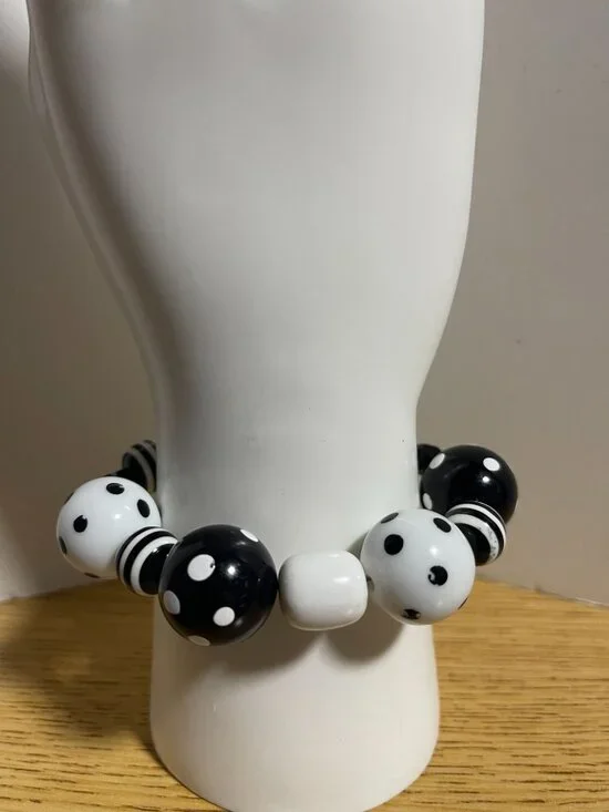 Chunky Black White Beaded Bracelet Statement Retro 60s Mod Toggle Clasp Adj 6