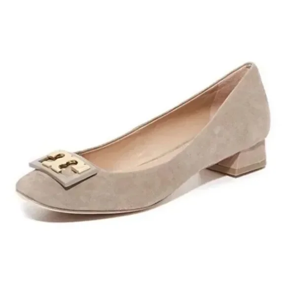 Tory Burch Gigi Suede Logo Block Heel Pumps Beige 6.5 Classic Minimalistic