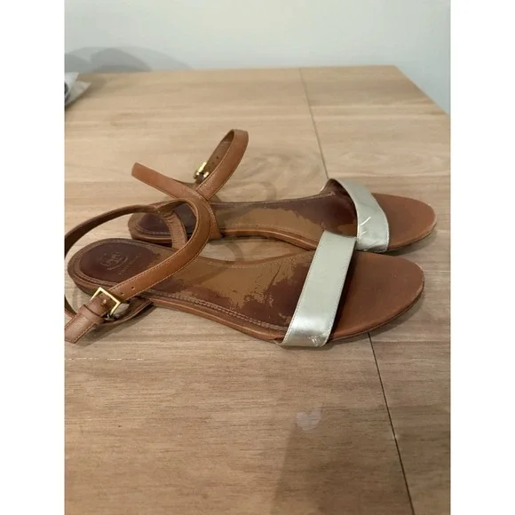 Tory Burch Laurel Sandals Women's Size 10M Tan‎ Leather Silver Band Ankle Strap