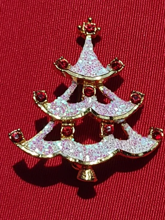 Tiny Red Stones Christmas Tree Crystal Brooch Lapel Pin Made In Czech 1.25