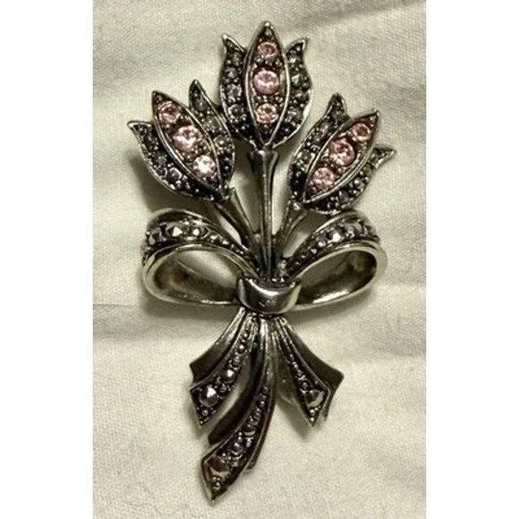 Vintage Avon Silver Tone Pink Rhinestones Bouquet w/Ribbon Brooch Signed
