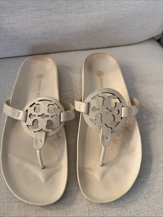 Tory Burch Leather Logo Sandals in Brown