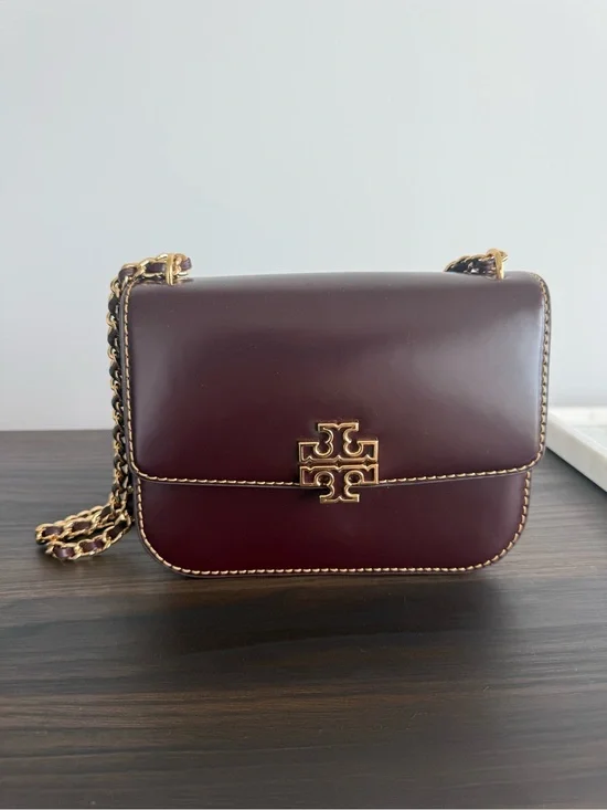 Tory Burch Convertible Chain Crossbody Bag in Burgundy with Gold Hardware