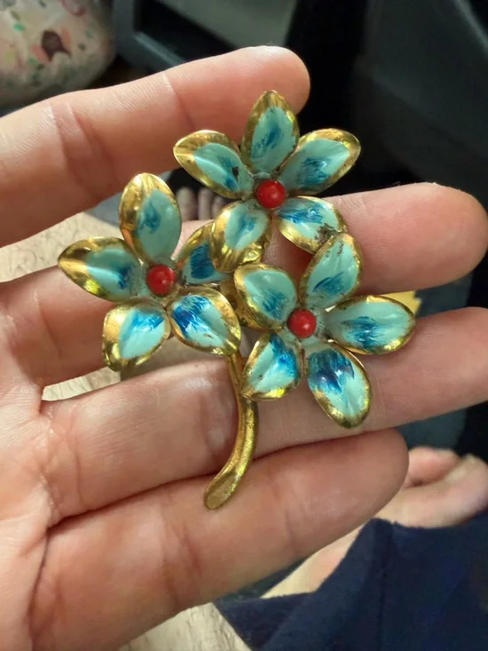 Vintage Gold Tone Blue Flower Brooch
