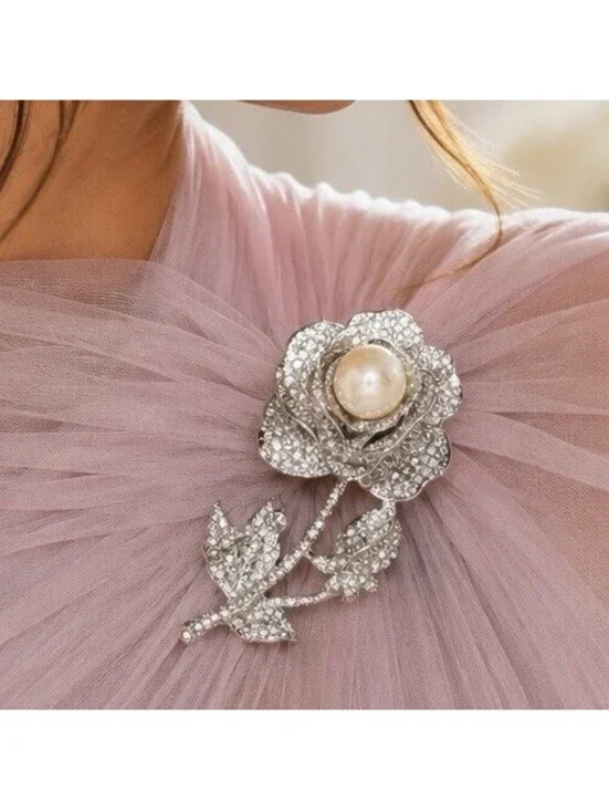 NEW Vintage 2000s Rose Brooch Crystal Faux Pearl Silver Tone, 2x3”