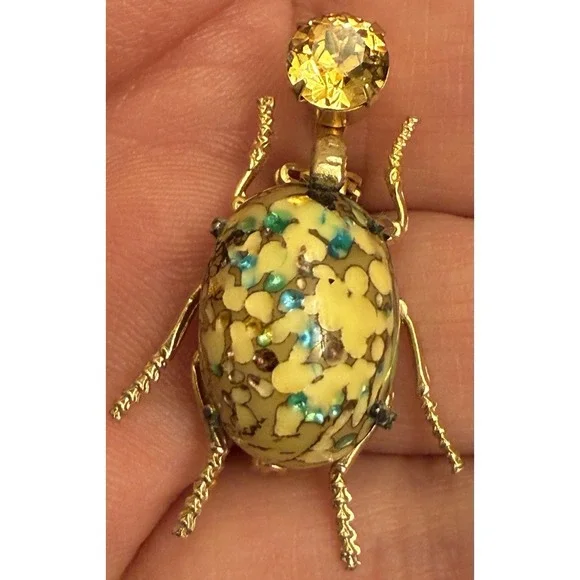 Vintage/Antique Goldtone Rhinestone Bug/Insect Brooch‎ 1.5