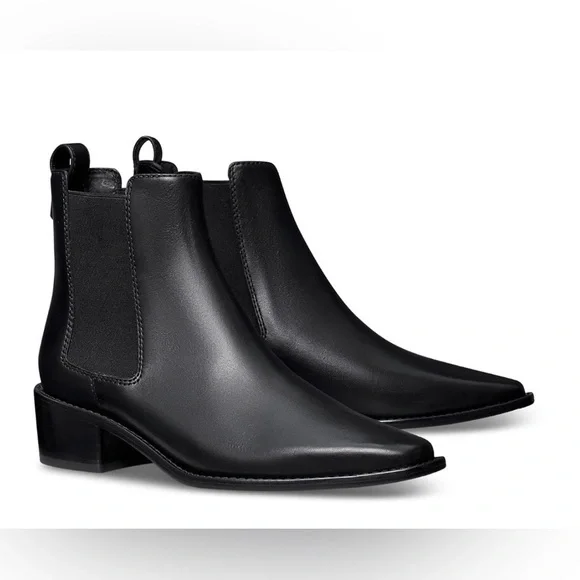 NIB TORY BURCH WESTERN CHELSEA ANKLE Boots