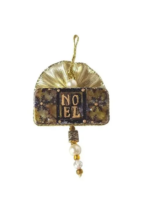 Vintage Noel Christmas Brooch Gold Tone Beaded Holiday Pin