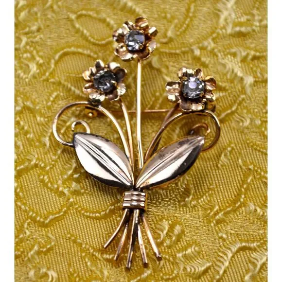 Vintage Gold Tone Brooch Pin  Pendant Flower‎ w/ Clear Rhinestones 2.25