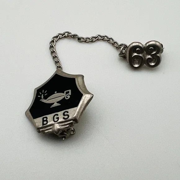 BP Sterling‎ Brooch BGS Oil Lamp Enamel Vintage Fraternal Collectible 1963 Pin