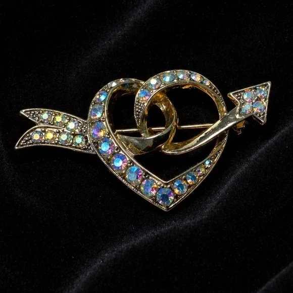 Vintage Heart Brooch Gold Tone Twisted Love Knot 2.5