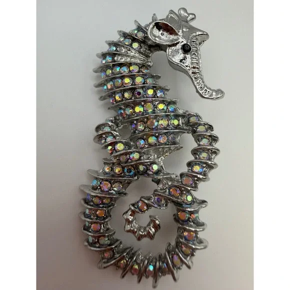 Sparkling Crystal Seahorse Brooch Pin Rhinestone Statement Jewelry Coastal Charm
