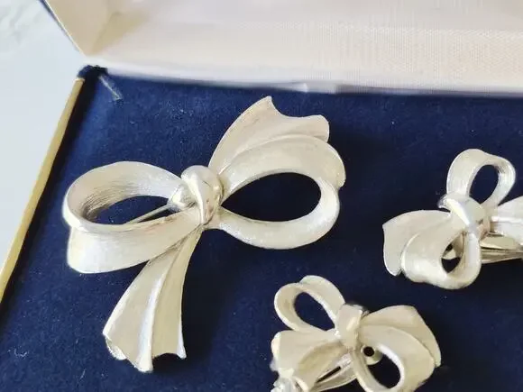 Vintage MCM Silver-tone Bow-tie Brooch and Earring Set