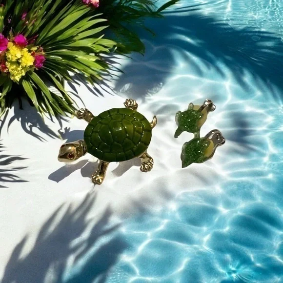 🫶🏻 Turtle Brooch & Earrings
