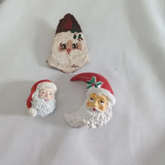 Vintage Santa Claus Christmas Pin Brooch Lot 3pc Folk Art Crescent Moon Holiday