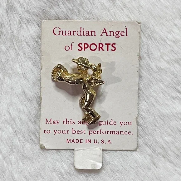 🔮 5/$25 Vintage Gold Tone Guardian Angel of Sports Pin‎