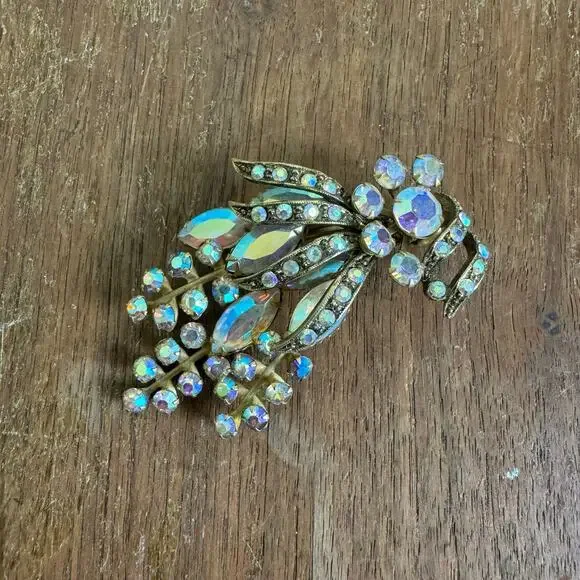 Selro Celini Signed VINTAGE AB Rhinestone gold tone waterfall‎ brooch pin