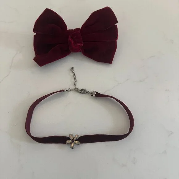 2 for $10 🎁 Vintage Burgundy Velvet Hair Bow and Choker