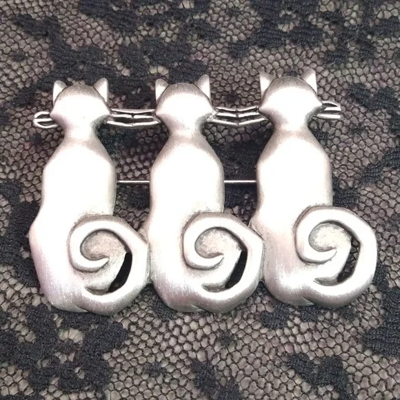 Vintage Signed JJ Brooch 3 Cats Pin